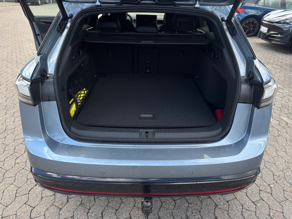 VW ID.7 77 Pro Tourer 5d