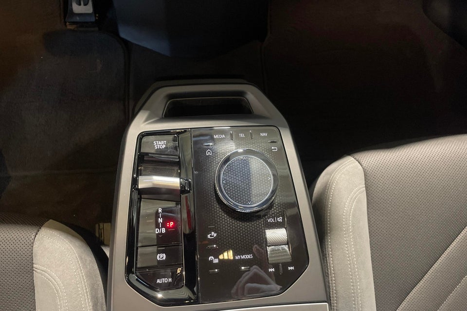 BMW iX xDrive45 M-Sport 5d