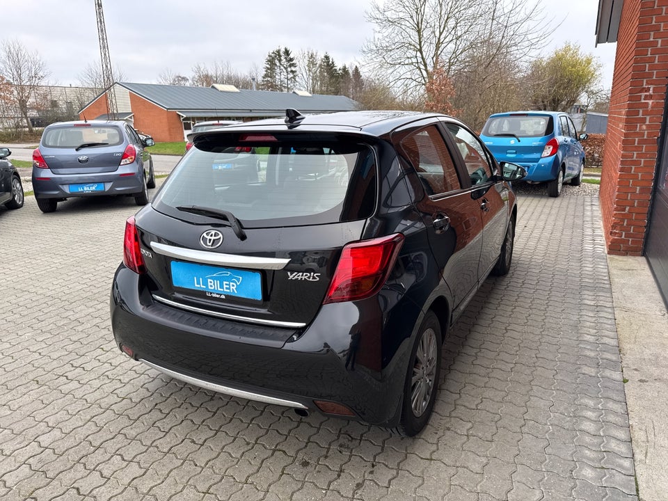 Toyota Yaris 1,3 VVT-i T2 Komfort 5d