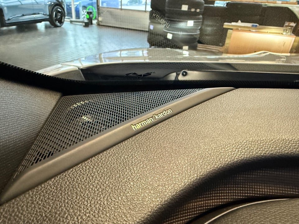 Renault Megane E-Tech 60 Iconic 5d