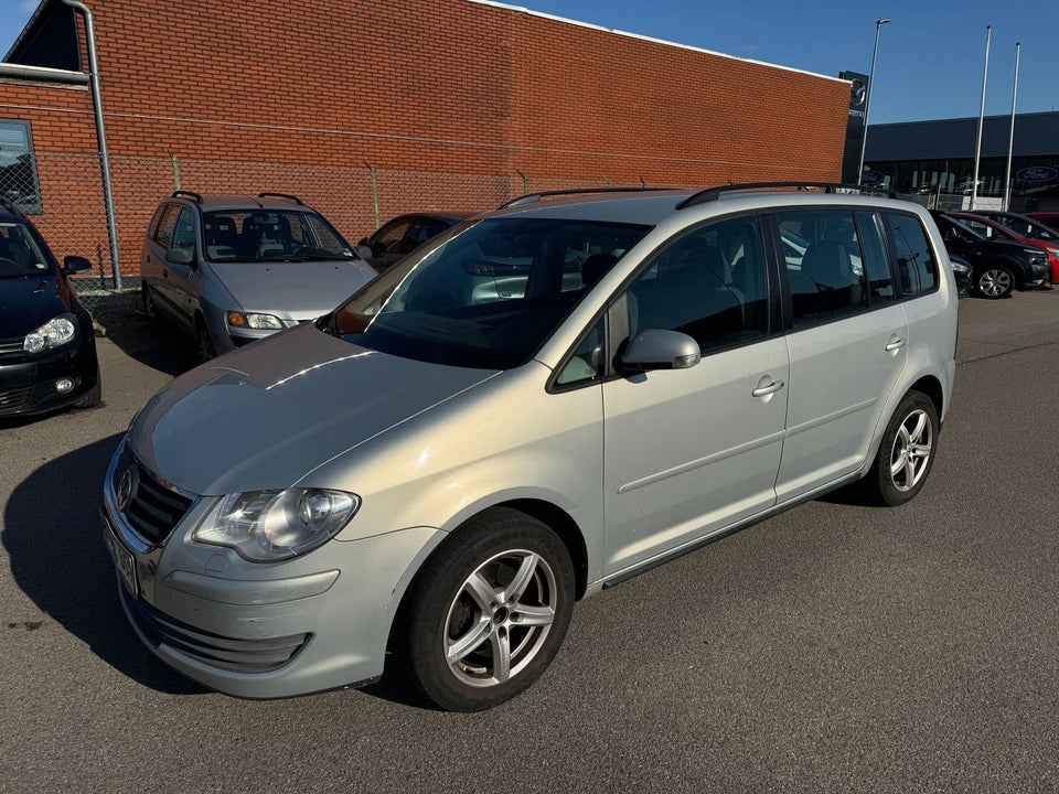 VW Touran 1,4 TSi 140 Trendline DSG 7prs 5d