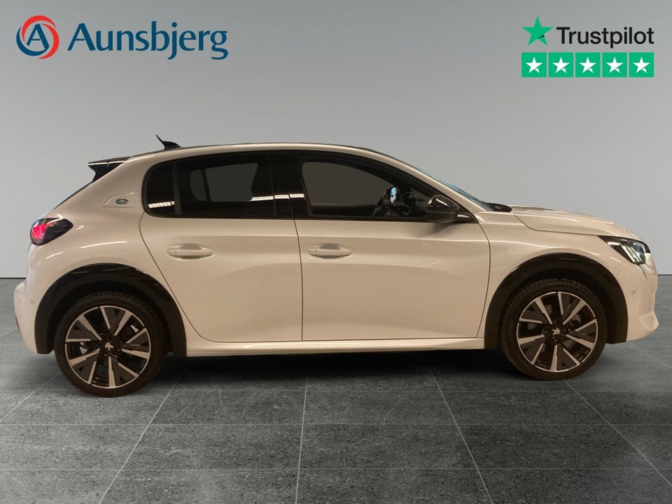 Peugeot e-208 50 GT Pack 5d