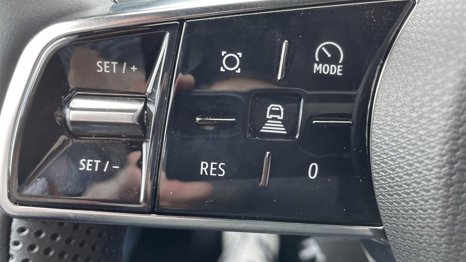 Renault 4 E-Tech 52 Techno 5d