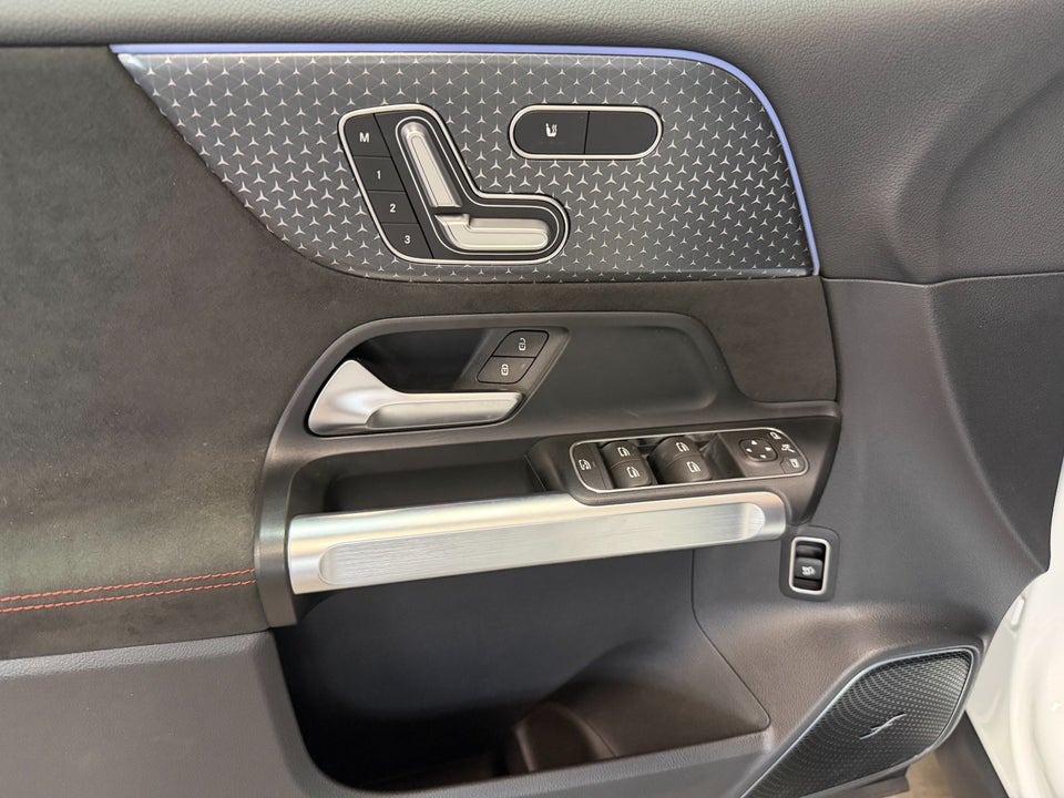 Mercedes EQB300 AMG Premium 4Matic 5d