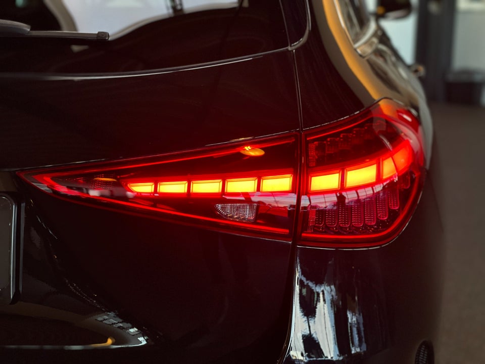 Mercedes C300 e 2,0 AMG Line stc. aut. 5d