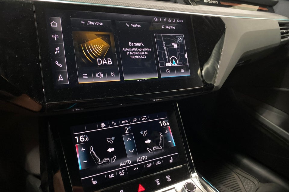 Audi Q8 e-tron 55 S-line quattro 5d