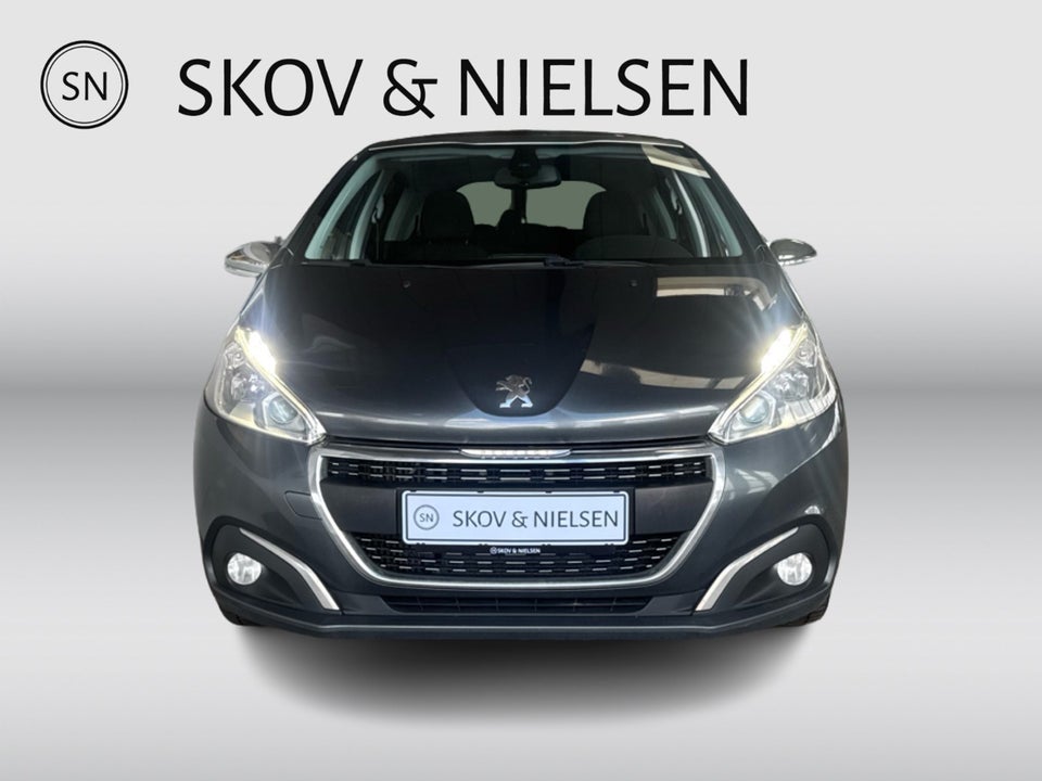 Peugeot 208 1,6 BlueHDi 100 Chili Sky+ 5d