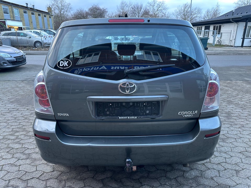 Toyota Corolla Verso 1,8 Sol 7prs 5d