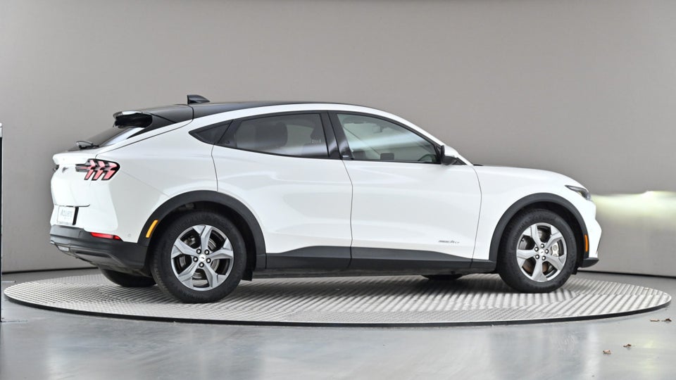 Ford Mustang Mach-E 68 Standard Range 5d