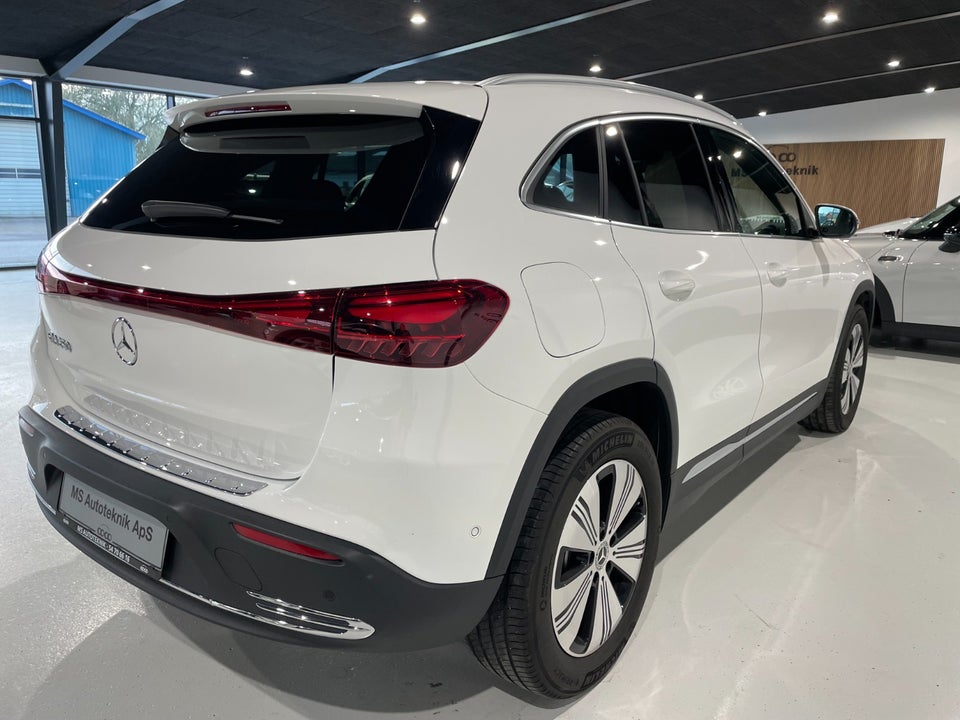 Mercedes EQA250 Progressive 5d