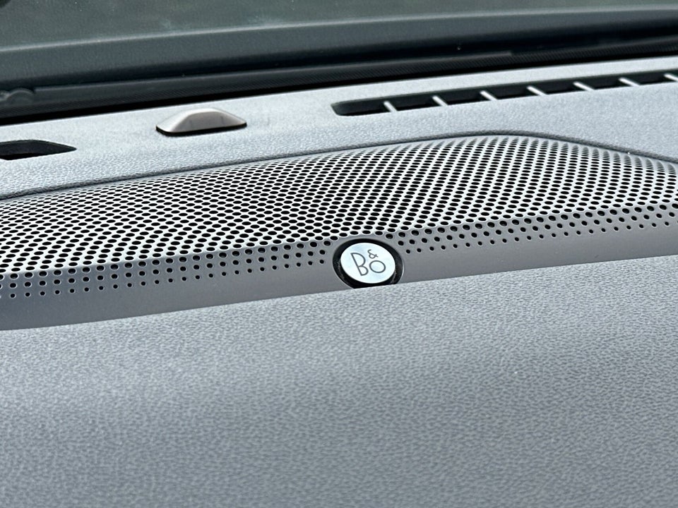 Ford Kuga 2,5 PHEV ST-Line X CVT 5d