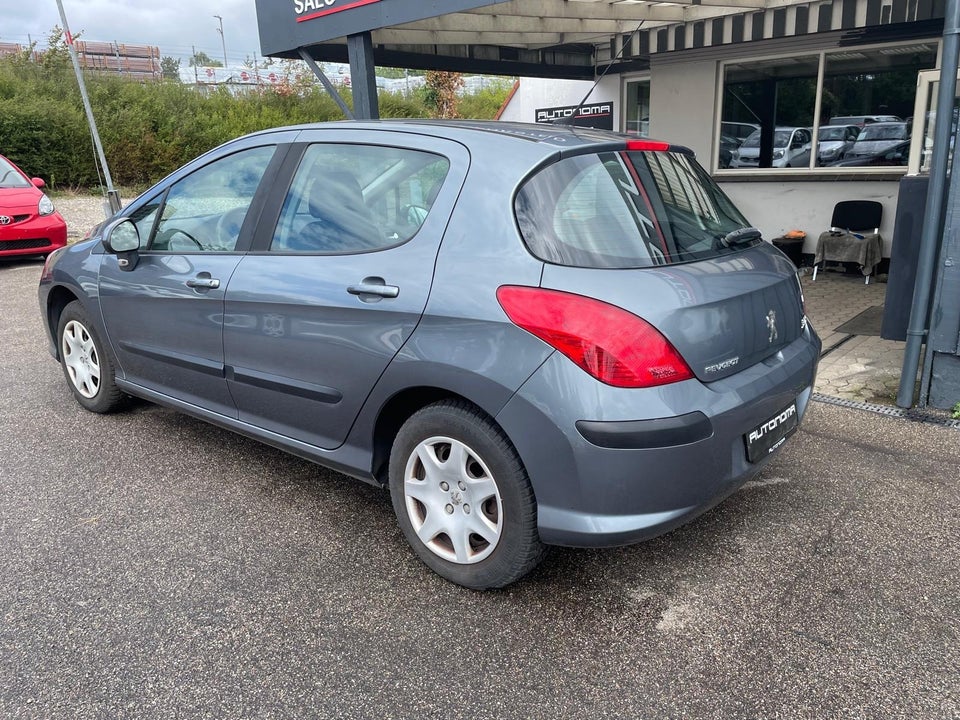 Peugeot 308 1,6 VTi Comfort+ 5d