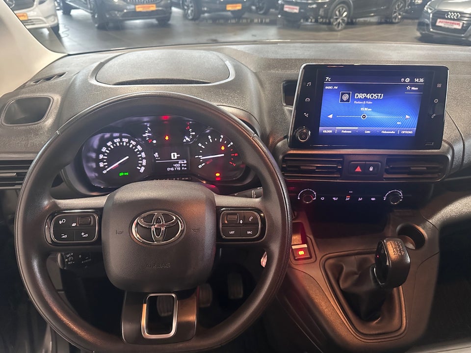 Toyota ProAce City 1,5 D 102 Long Comfort 5d