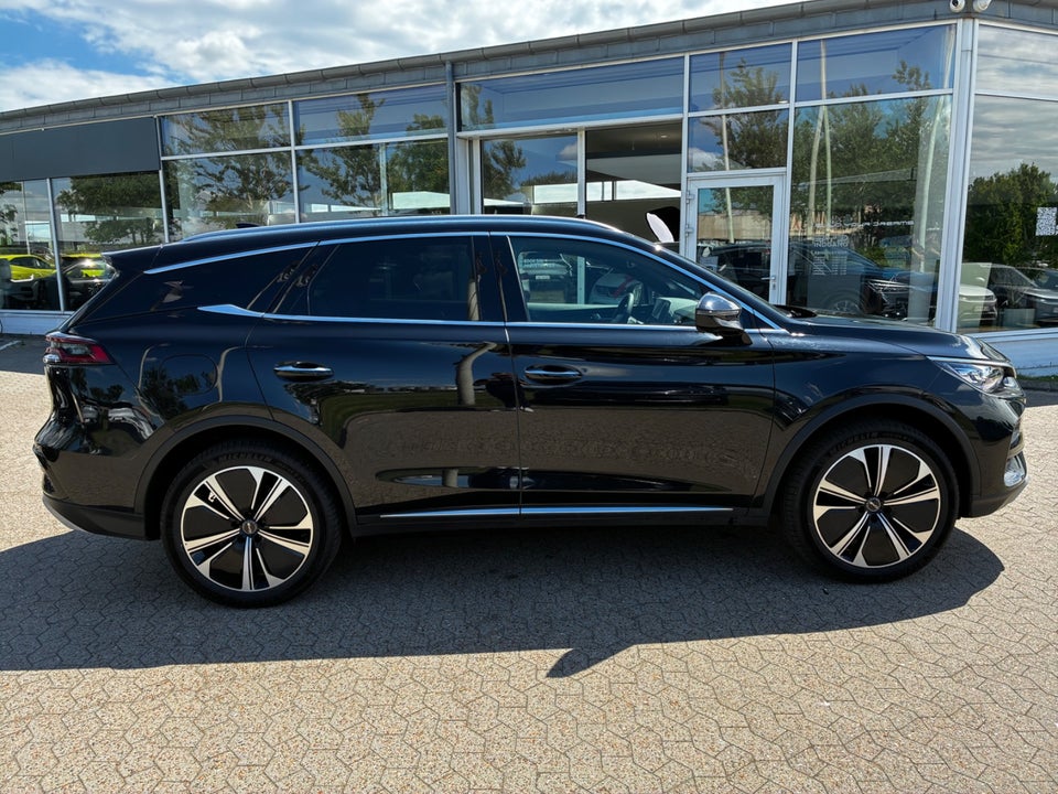 BYD Tang 109 Flagship AWD 7prs 5d