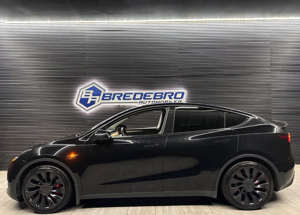 Tesla Model Y Performance AWD 5d