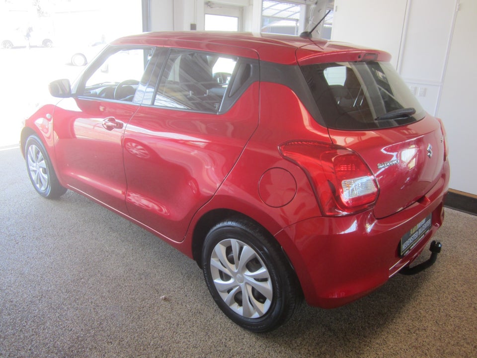 Suzuki Swift 1,2 Dualjet Club 5d