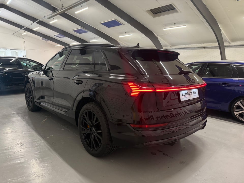 Audi e-tron 50 S-line Prestige quattro 5d