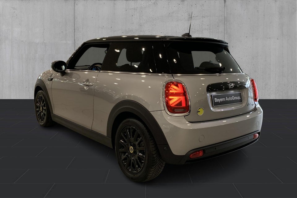 MINI Cooper SE Classic Trim 3d