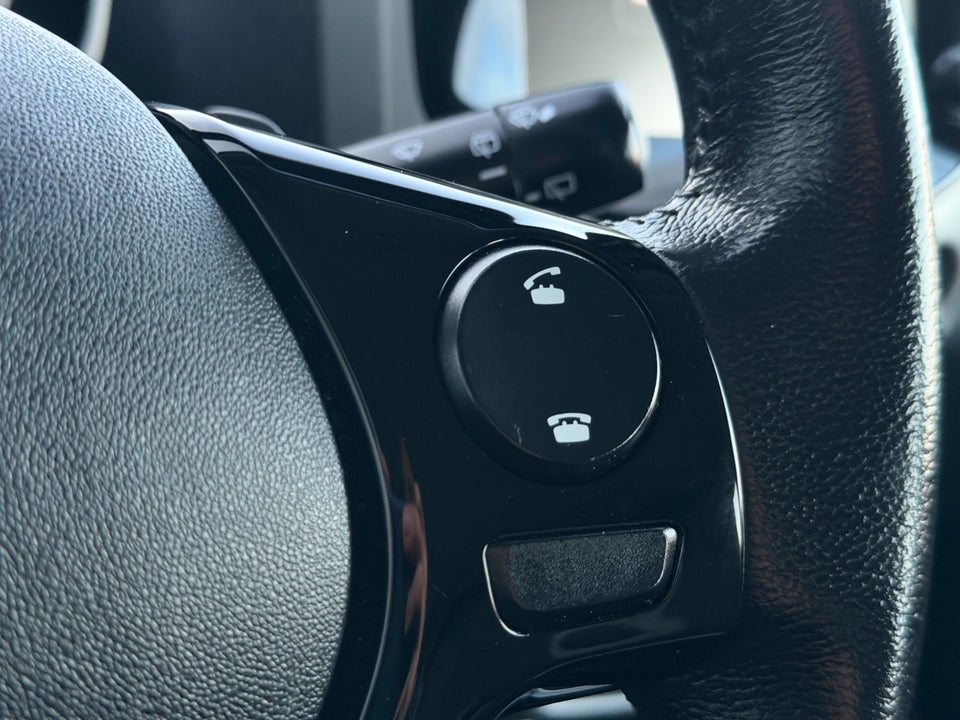 Toyota Aygo 1,0 VVT-i x-play x-shift 5d