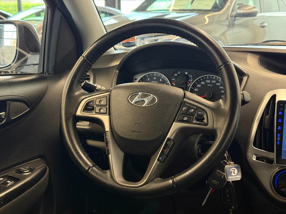 Hyundai i20 1,25 Classic XTR 5d