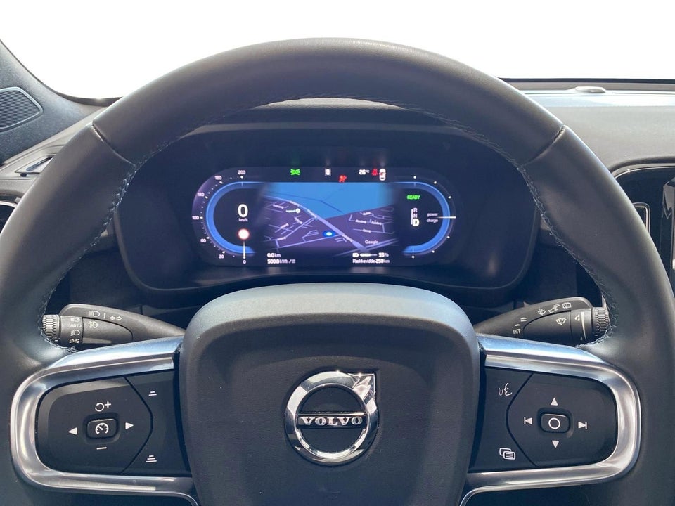 Volvo EX40 Extended Range Plus 5d