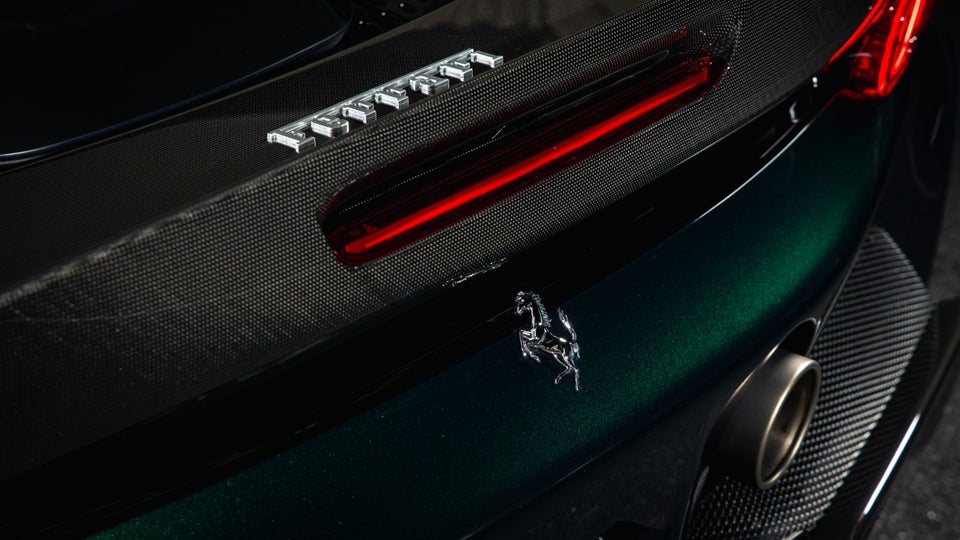 Ferrari SF90 Stradale 4,0 DCT 2d