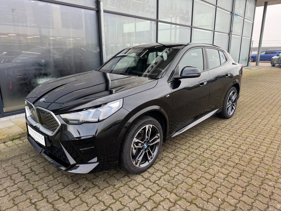 BMW iX2 eDrive20 M-Sport 5d