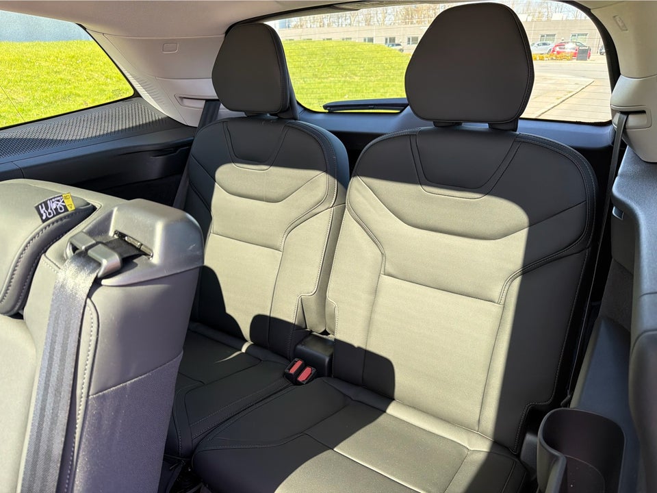 Volvo EX90 Plus 7prs 5d