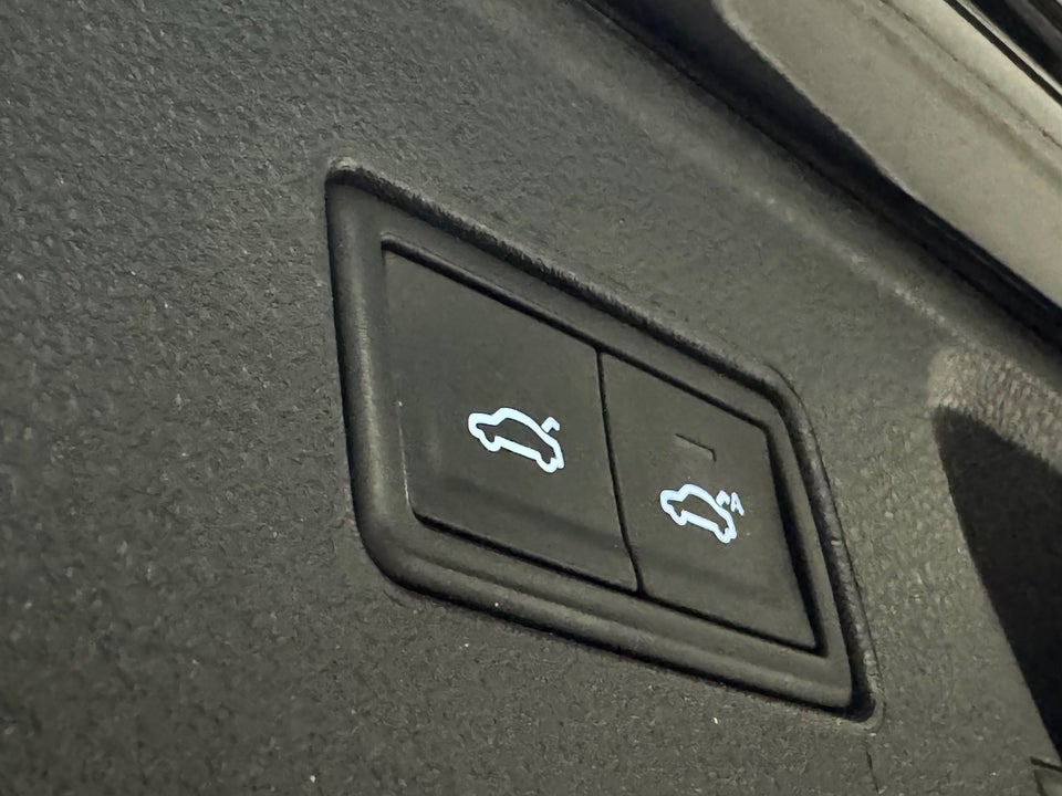 VW Passat 1,8 TSi 180 High+ Variant DSG 5d