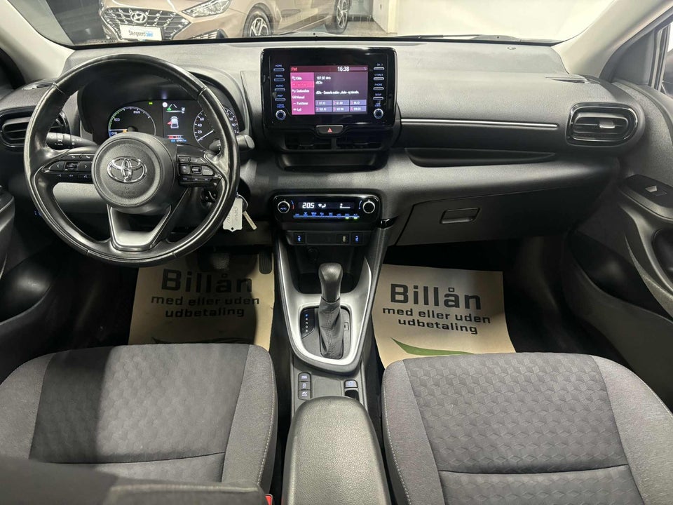 Toyota Yaris 1,5 Hybrid Essential e-CVT 5d