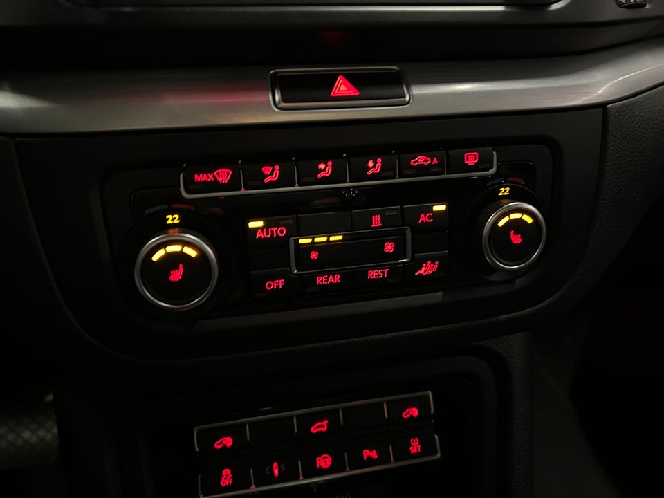 VW Sharan 2,0 TSi 200 Highline DSG BMT 5d