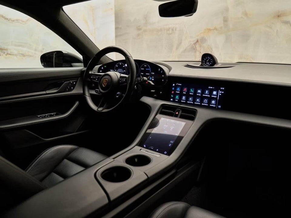 Porsche Taycan GTS Performance+ Sport Turismo 5d