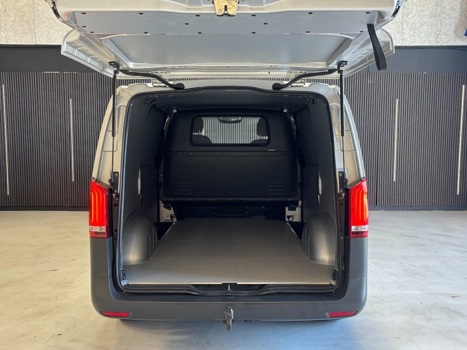 Mercedes Vito 116 2,0 CDi Kassevogn aut. L RWD