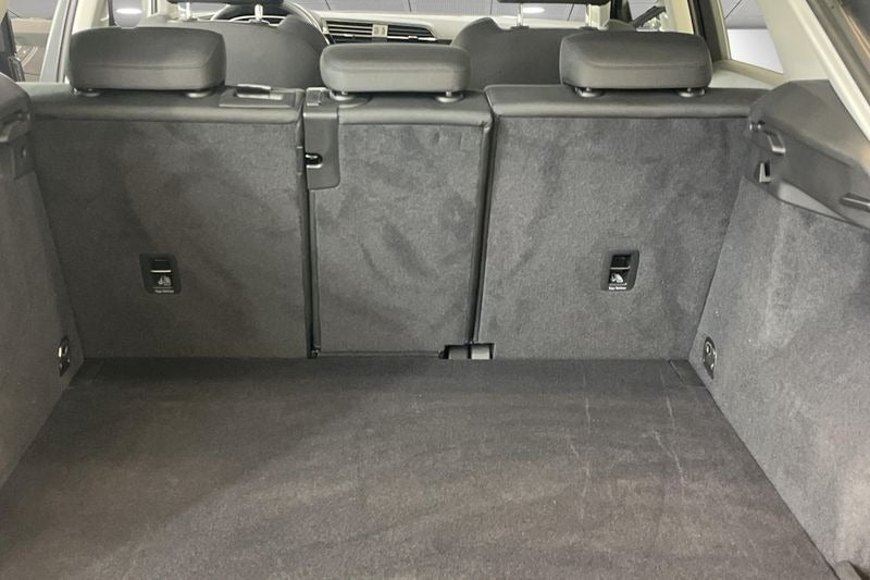 Audi Q3 45 TFSi e Attitude plus S-tr. 5d