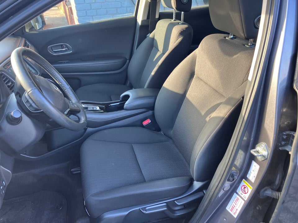 Honda HR-V 1,5 i-VTEC Elegance 5d