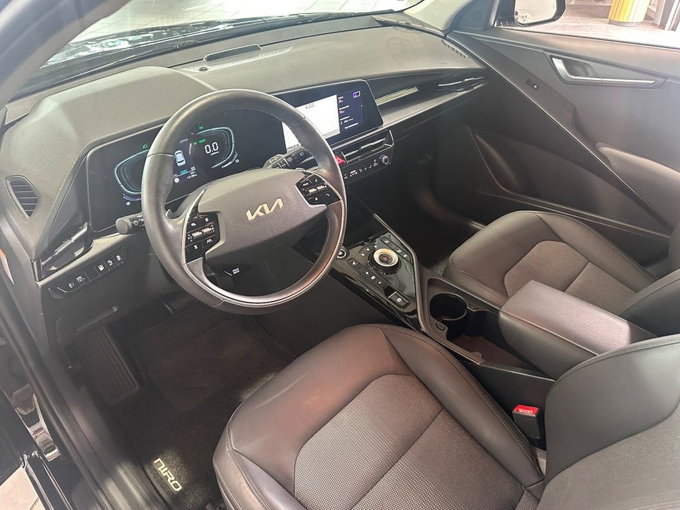 Kia Niro 1,6 PHEV Prestige DCT 5d