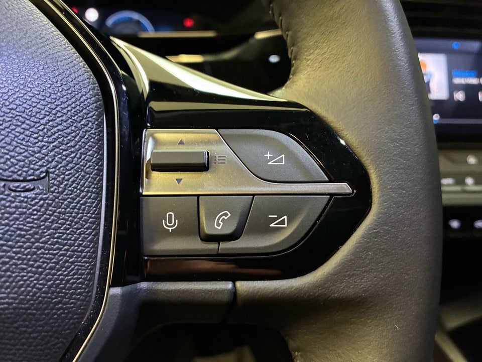 Peugeot e-308 54 Style SW 5d