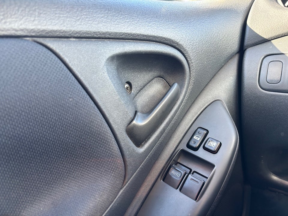 Toyota Yaris 1,0 Sol MMT 3d