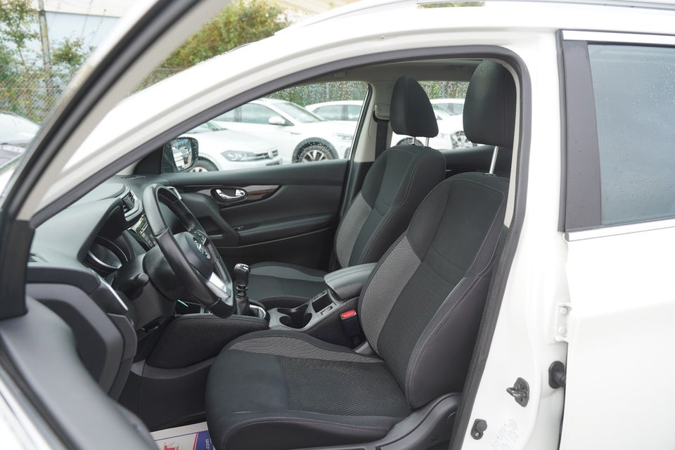 Nissan Qashqai 1,5 dCi 115 Acenta 5d