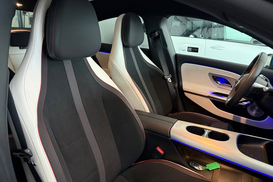 Mercedes CLA250+ EQ AMG Premium Plus 4d
