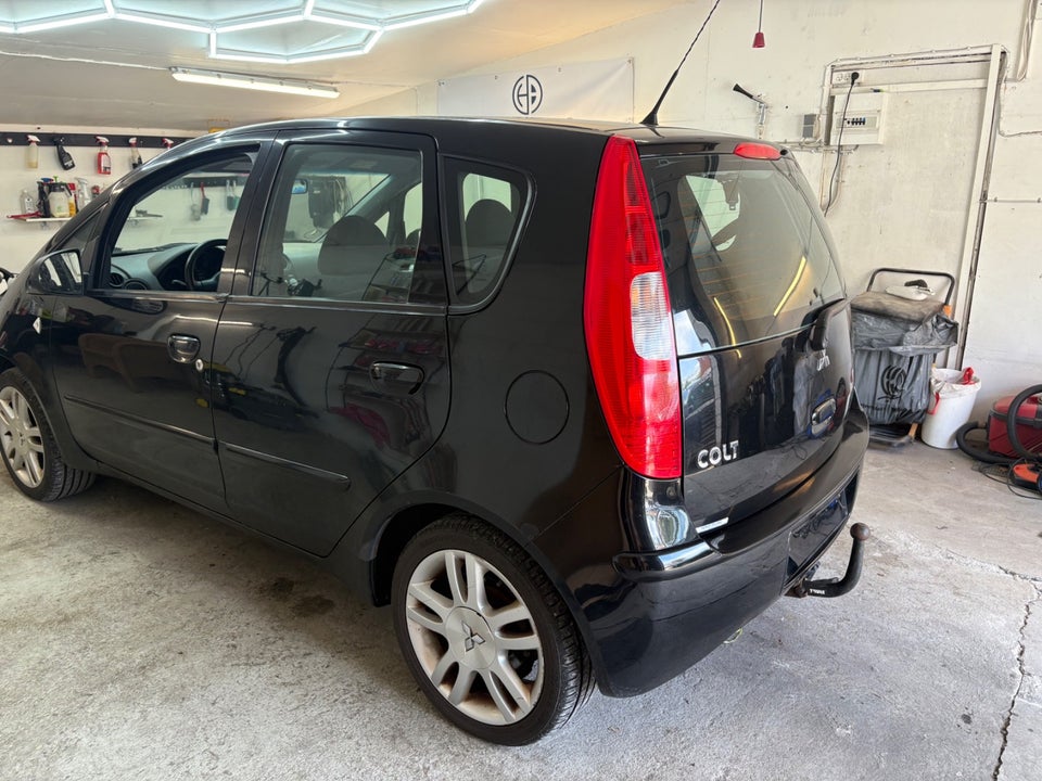 Mitsubishi Colt 1,3 Inform 5d