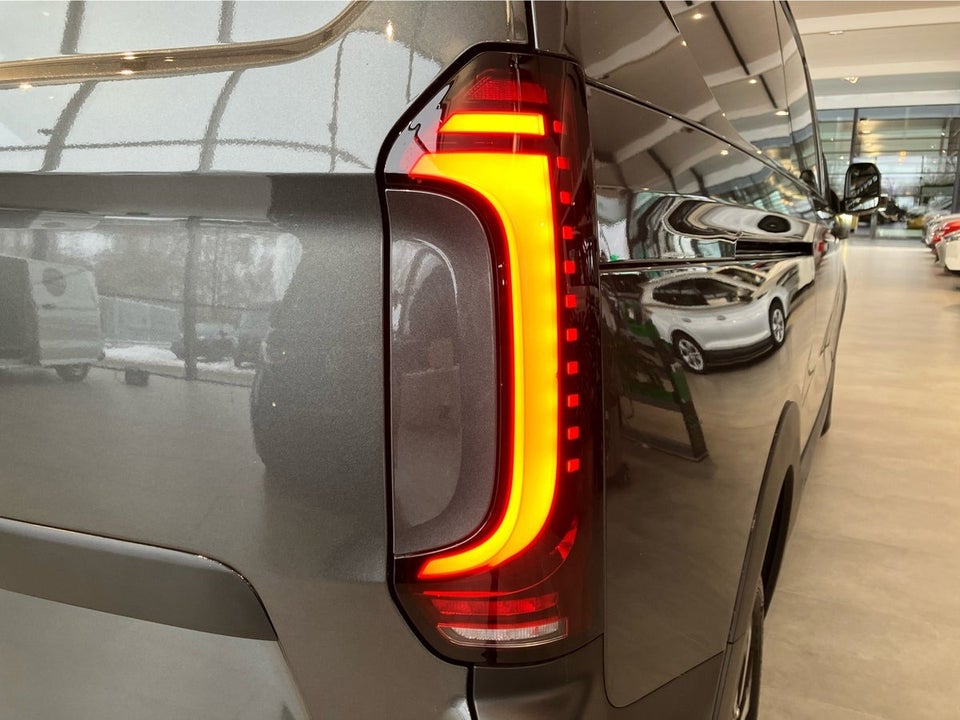 VW Transporter 2,0 TDi 150 PanAmericana Kassevogn aut. LWB