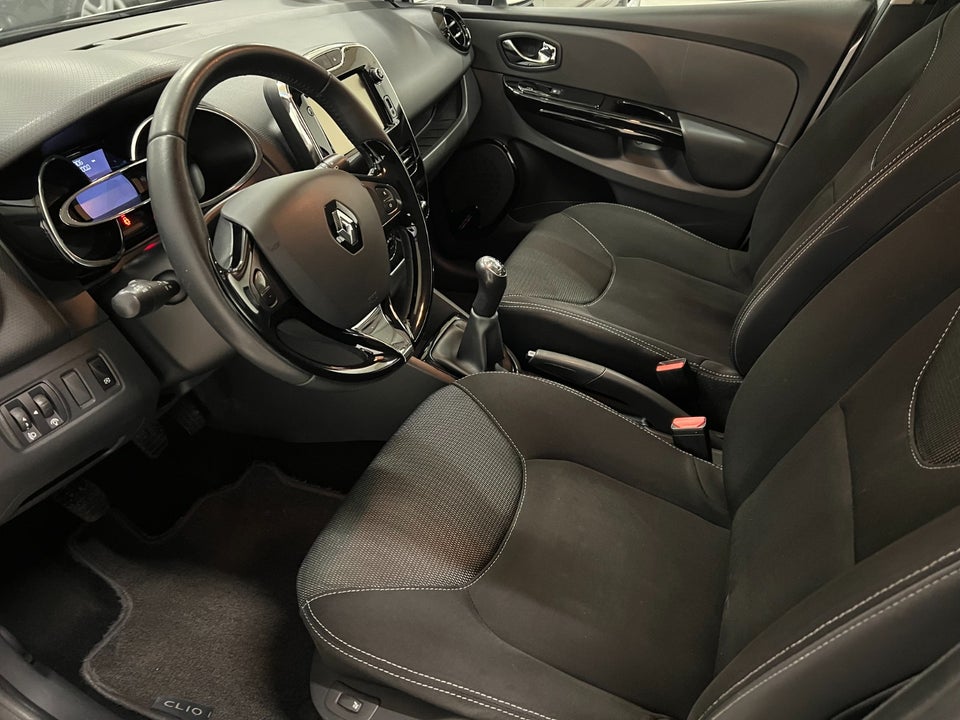 Renault Clio IV 0,9 TCe 90 Expression 5d