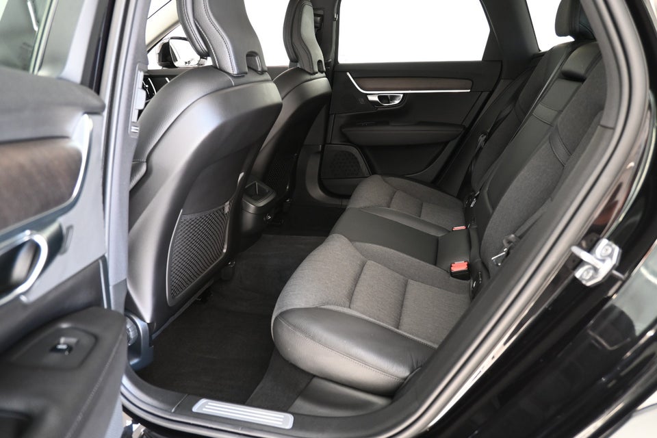 Volvo V90 CC 2,0 D4 190 aut. AWD 5d