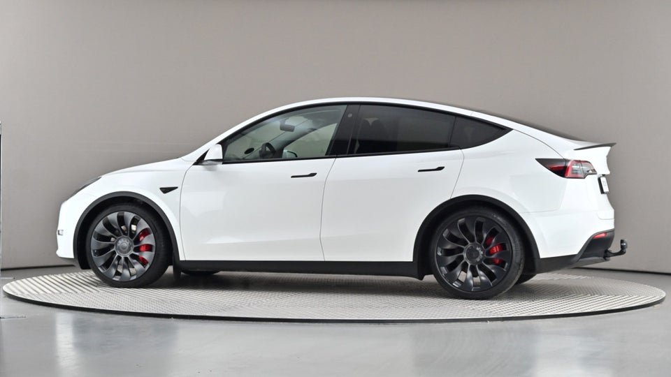 Tesla Model Y Performance AWD 5d