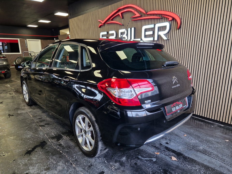 Citroën C4 1,6 e-HDi 115 Seduction E6G 5d