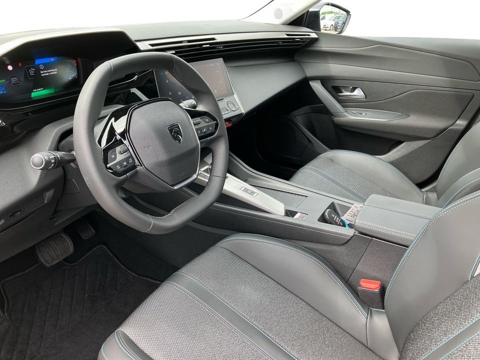 Peugeot e-308 54 Style SW 5d