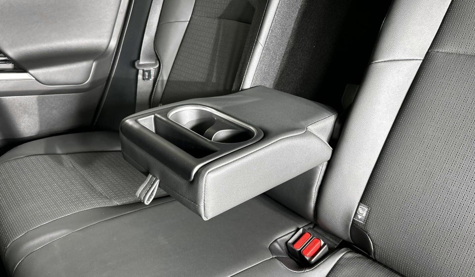 Toyota bZ4X Executive 5d