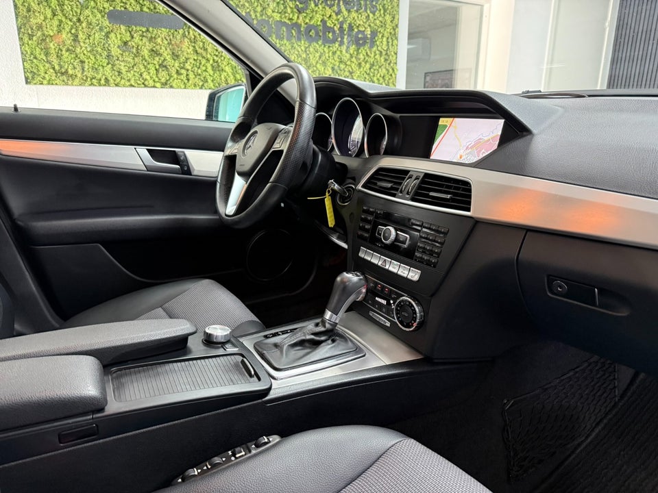 Mercedes C220 2,2 CDi Avantgarde stc. aut. BE 5d