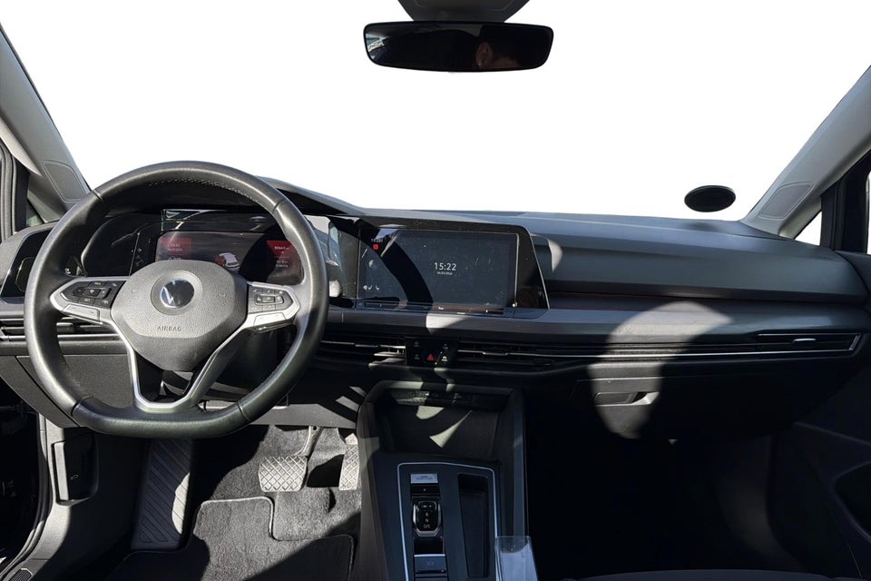 VW Golf VIII 1,4 eHybrid DSG 5d